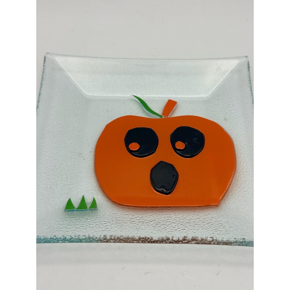 Vintage TAG Halloween Fused Glass Pumpkin Plate 2005 Jack O Lantern Dish